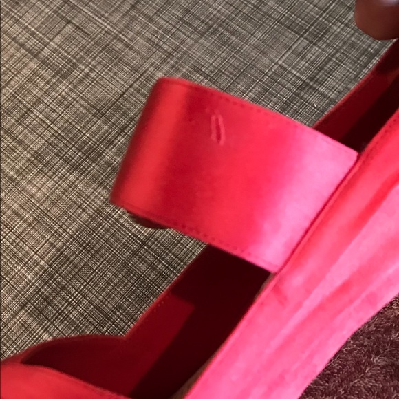 Unworn Miu Miu heels - Picture 4 of 4